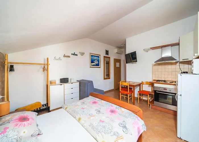 Appartamento Senjo - With Balcony And Garden View 5 Cavtat