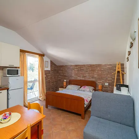 Appartement Senjo - With Balcony And Garden View 5 *