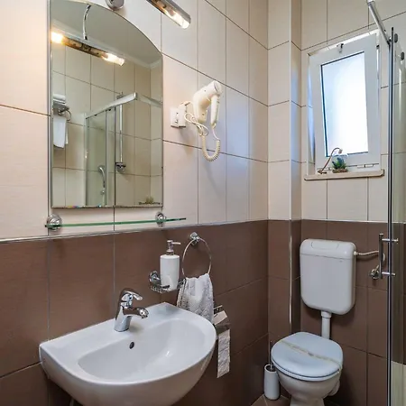 Appartement Senjo - With Balcony And Garden View 5 *