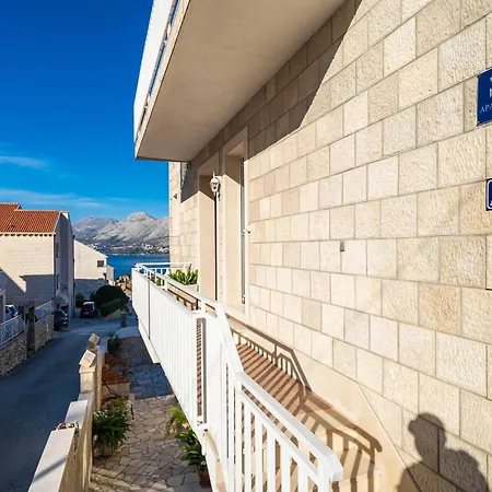 Apartman Senjo - With Balcony And Garden View 5 Cavtat