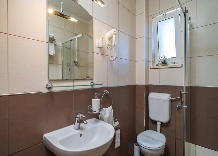 Lejlighed Senjo - With Balcony And Garden View 5 *