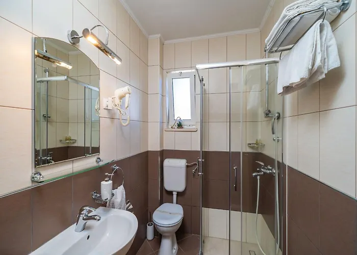 Senjo - With Balcony And Garden View 5 *